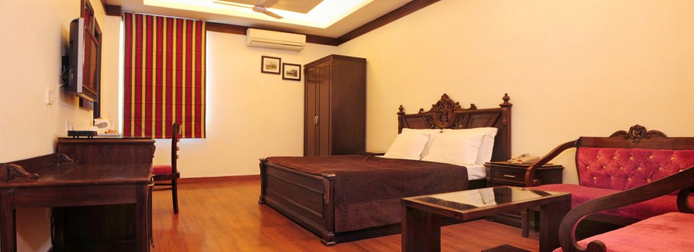 Hotel Clark Heights New Delhi Exterior photo